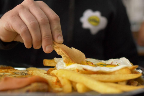 ciudad de buenos aires con franquicias victoria secrets y taco bell alrededor